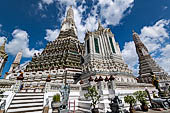 Bangkok Wat Arun - General view of the Phra prang complex. 